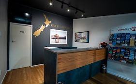 Frimley Lodge Motel